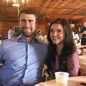 Meet your Posher, Cecelia